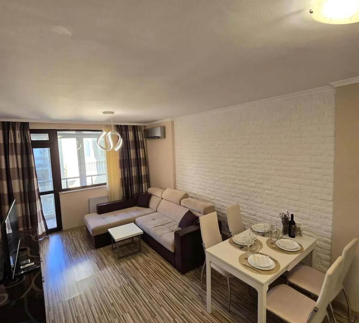 2-Bedroom City Center Sea Garden Apartment Varna