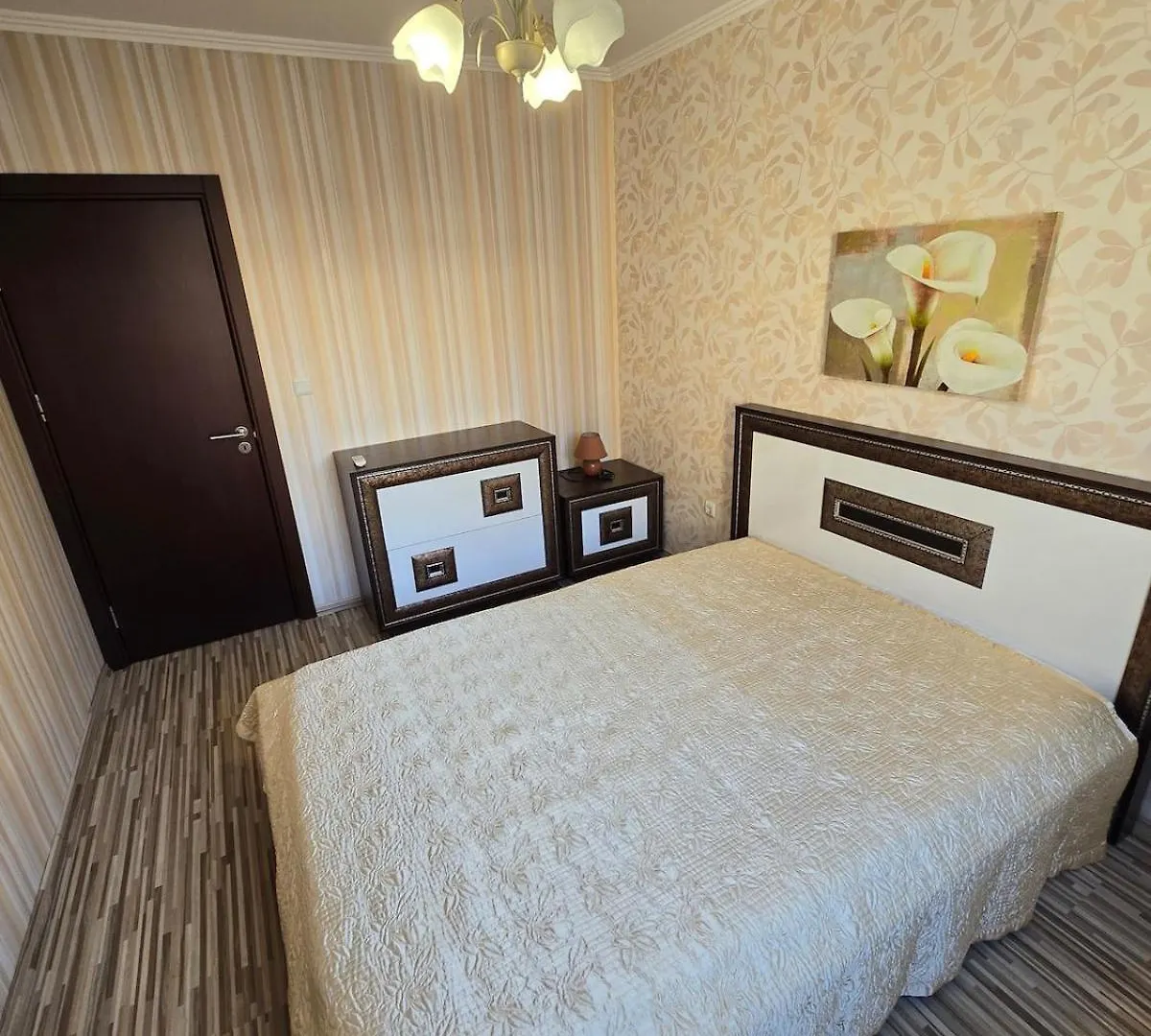 2-Bedroom City Center Sea Garden Apartment Varna